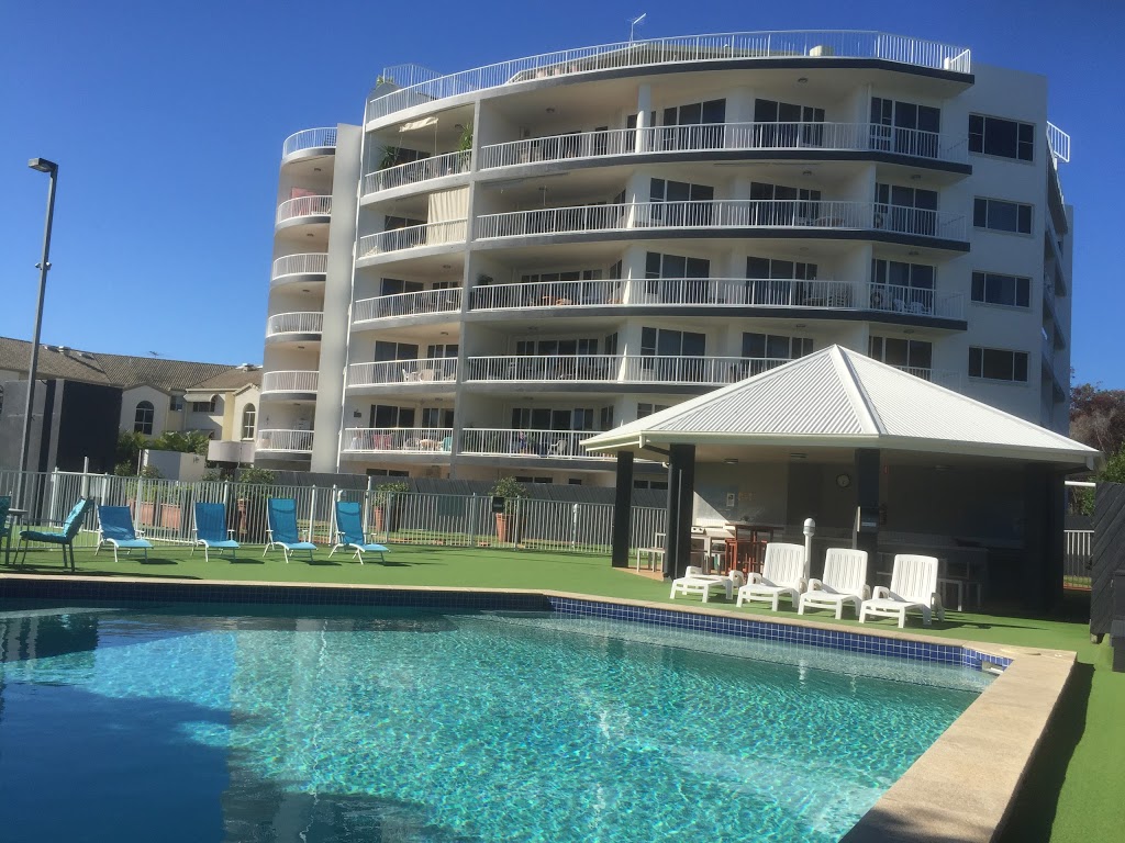 Fairways Golf & Beach Retreat | 22 Links Court, Woorim QLD 4507, Australia | Phone: (07) 3400 2100