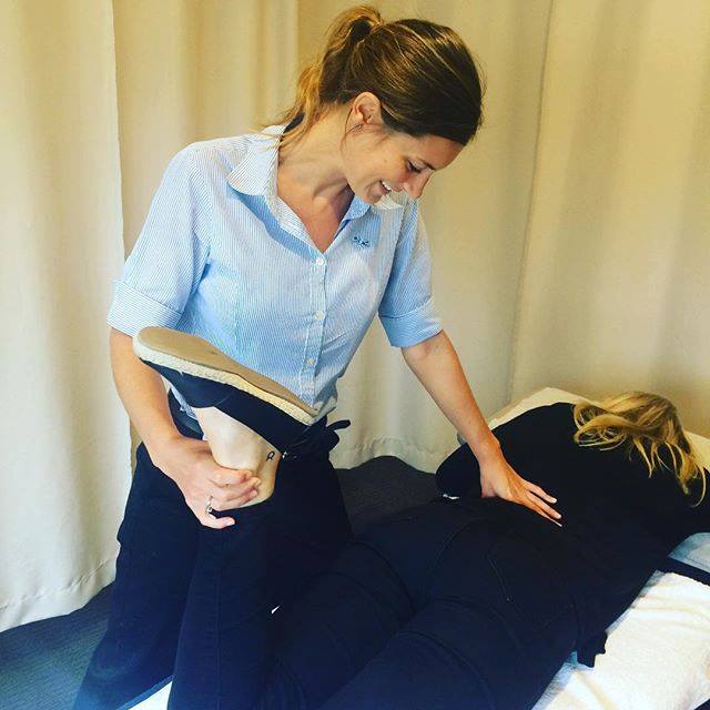 Physio Inq Glenmore Park | physiotherapist | 114 The Lakes Dr, Glenmore Park NSW 2745, Australia | 0247330668 OR +61 2 4733 0668