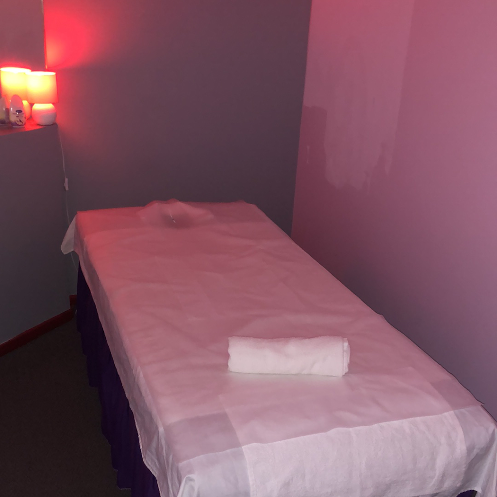 Shining Star massage | Shop 6(b/331 Hope Island Rd, Hope Island QLD 4212, Australia | Phone: 0420 976 118
