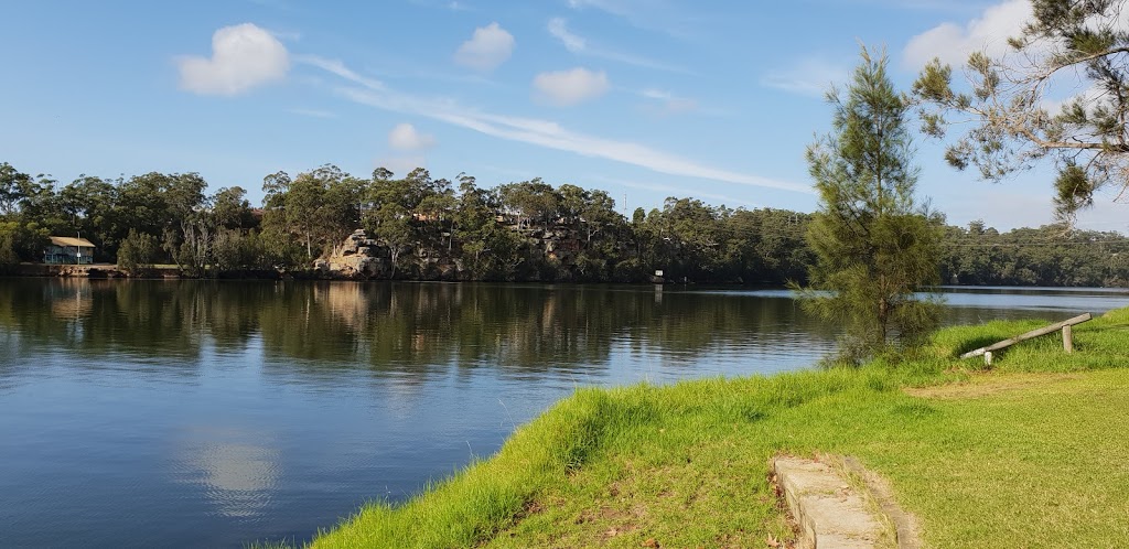 Riverbank Reserve | park | North Nowra NSW 2541, Australia