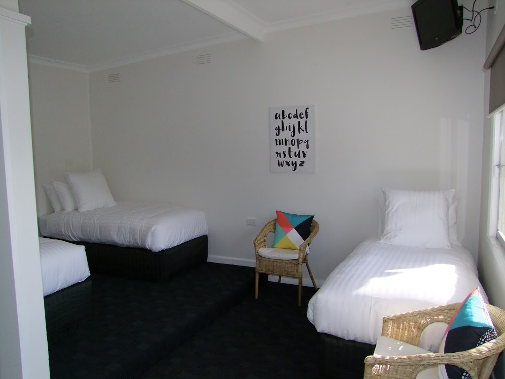 Corryong Hotel Motel | 54/60 Towong Rd, Corryong VIC 3707, Australia | Phone: (02) 6076 1004