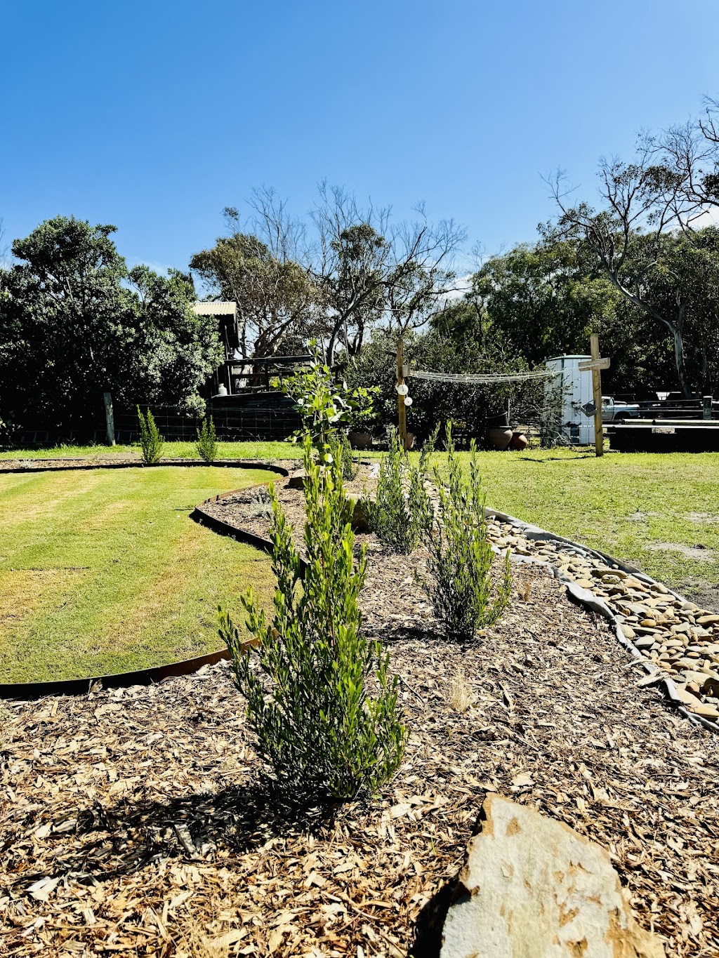 Apollo Bay Earthmoving & Landscapes | 75 Montrose Ave, Apollo Bay VIC 3233, Australia | Phone: 0420 350 729