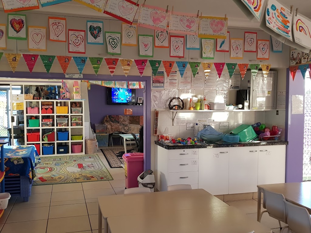 Small World Child Care Centre | 113 Pappas Way, Carrara QLD 4211, Australia | Phone: (07) 5594 1844