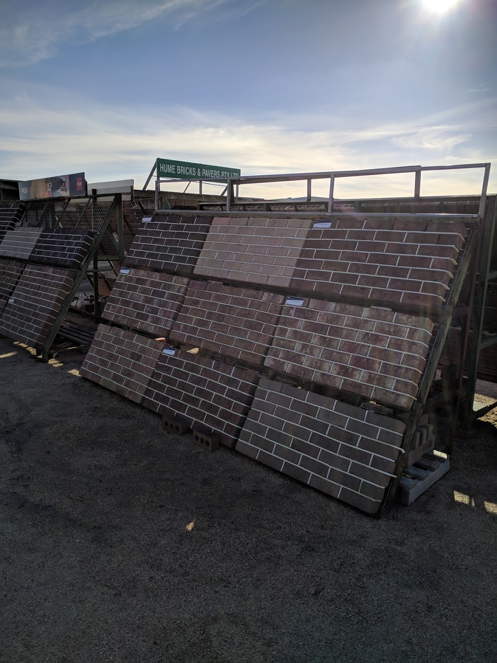 Hume Bricks and Pavers | 8 Metrolink Cct, Campbellfield VIC 3061, Australia | Phone: (03) 9305 1752