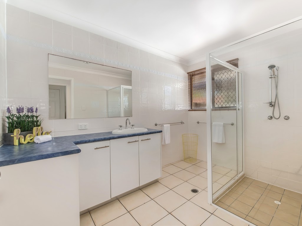Coolum Waves, Pet Friendly Holiday Rental, Holiday Houses Accommodation, Sunshine Coast | real estate agency | 22 Centenary Heights Rd, Coolum Beach QLD 4573, Australia | 0401514200 OR +61 401 514 200