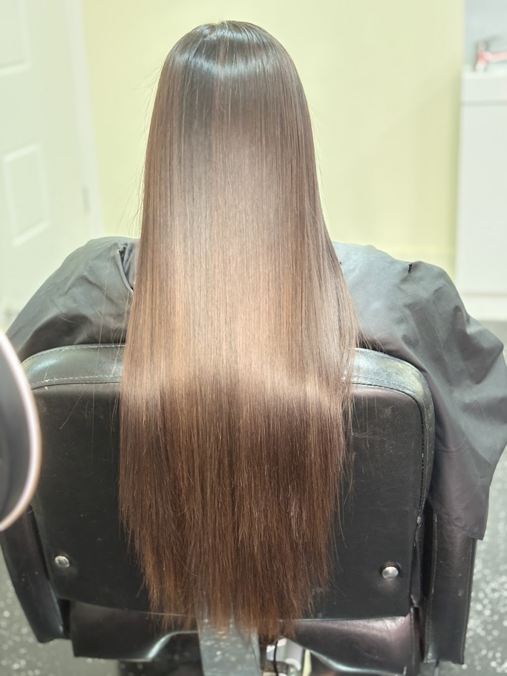 Glamzone hair and beauty | 30 Leopold St, Strathtulloh VIC 3338, Australia | Phone: 0481 819 666