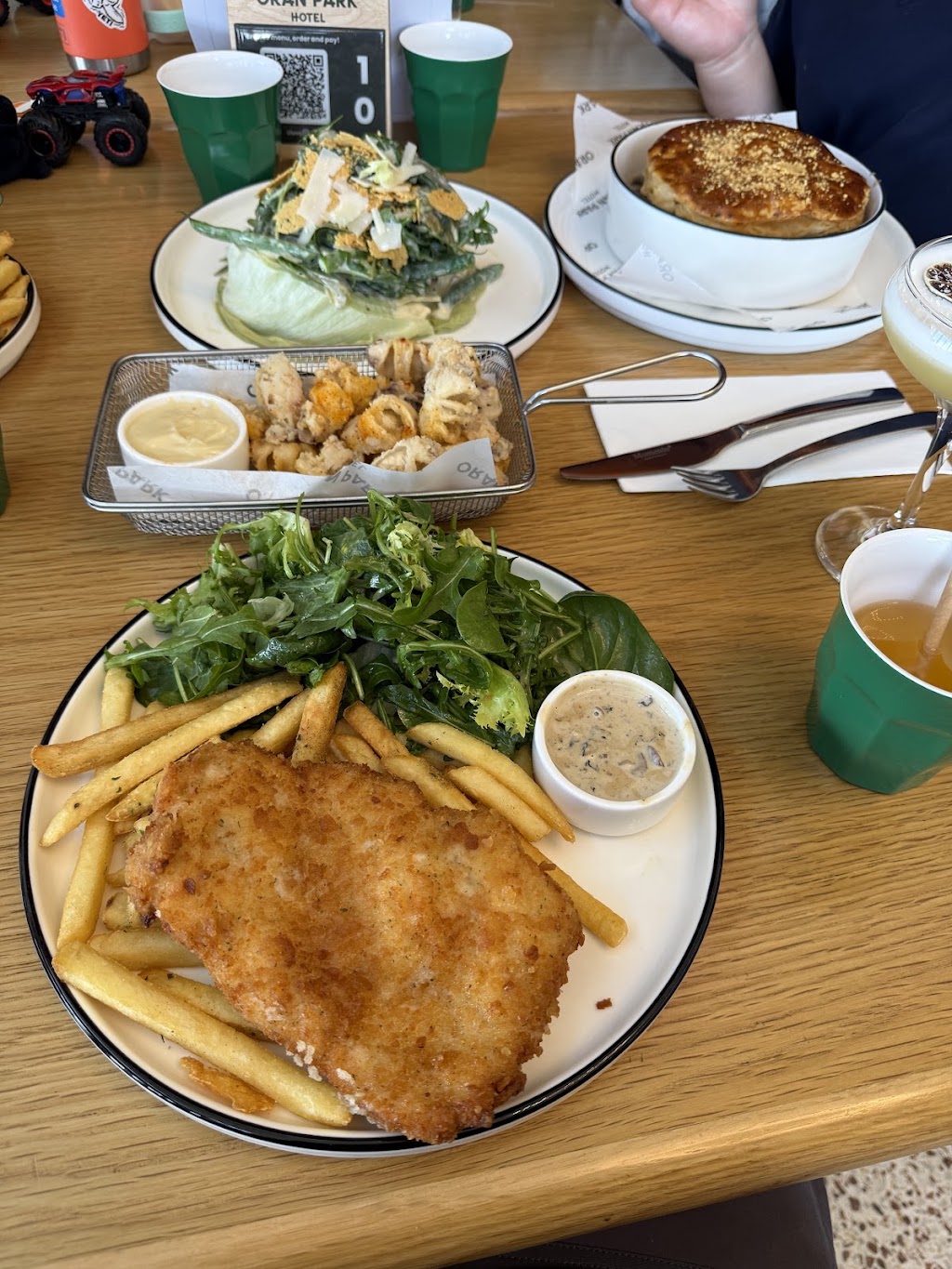 Oran Park Hotel | 81 Central Ave, Oran Park NSW 2570, Australia | Phone: (02) 8884 2830