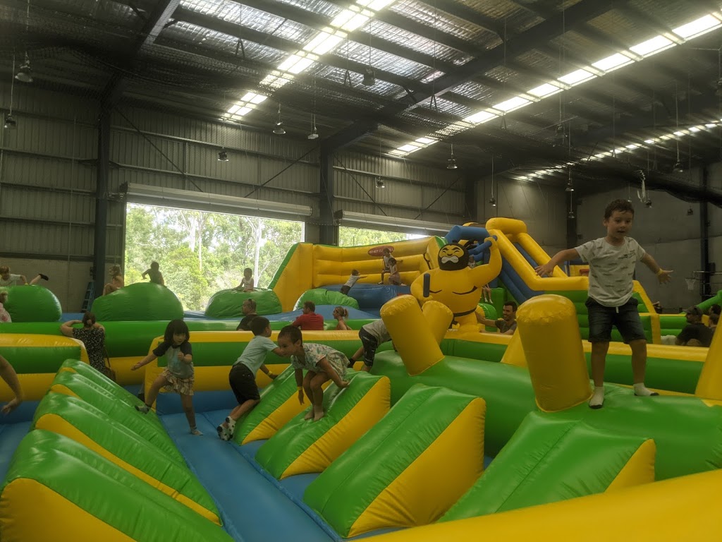 Inflatable World Arundel | 61 Newheath Dr, Arundel QLD 4214, Australia | Phone: (07) 5529 9436