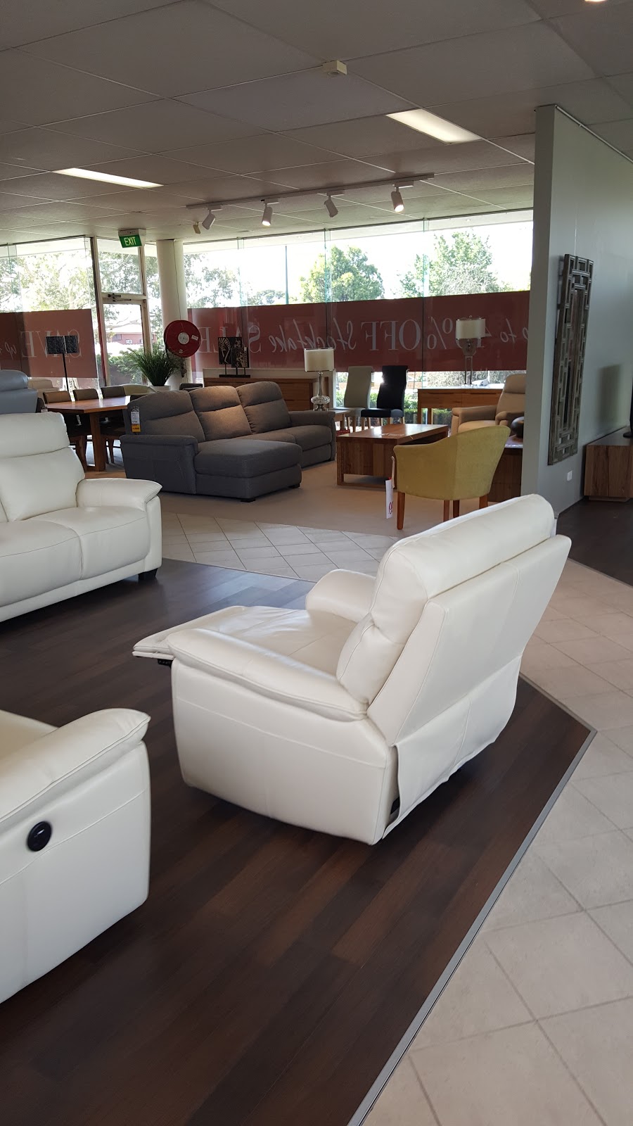 Berkowitz Furniture - Furniture Melbourne | furniture store | 226 Whitehorse Rd, Blackburn VIC 3130, Australia | 0398941611 OR +61 3 9894 1611