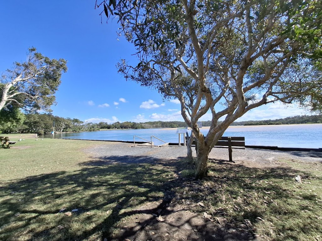 Reflections Red Rock Store | 1 Lawson St, Red Rock NSW 2456, Australia | Phone: (02) 6649 1552