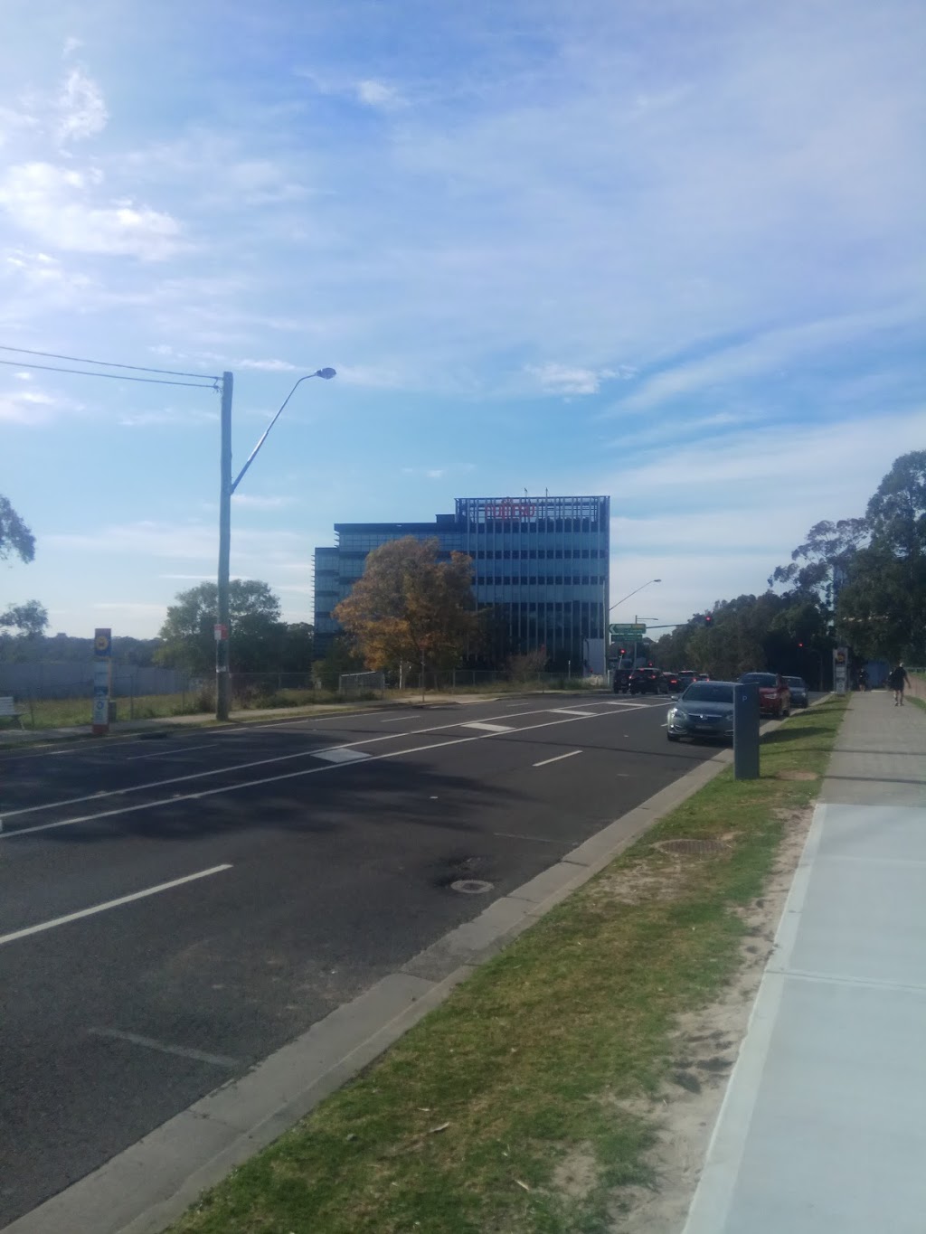 Fujitsu at Macquarie View Corporate Park | real estate agency | 118 Talavera Rd, Macquarie Park NSW 2113, Australia | 0297764555 OR +61 2 9776 4555