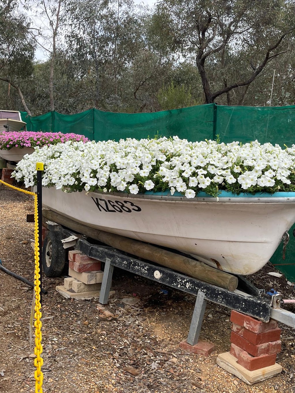 Kris Hobby Farm | 109 Junortoun Rd, Junortoun VIC 3551, Australia | Phone: 0468 462 192