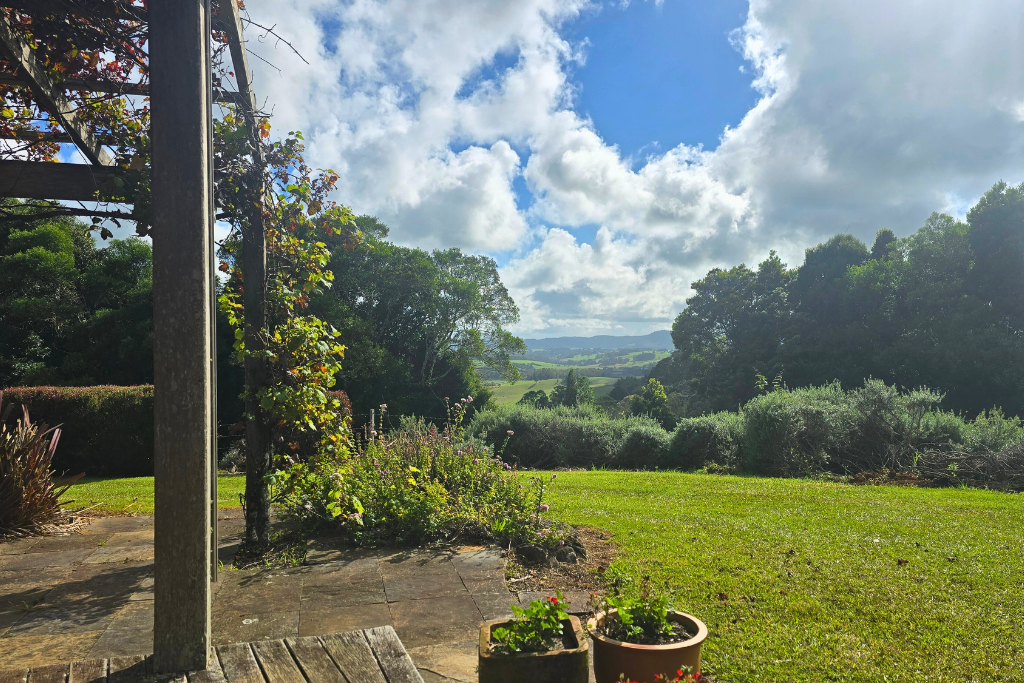 Clouds End Retreat | 877 Whisky Creek Rd, Bielsdown Hills NSW 2453, Australia | Phone: 0402 144 386
