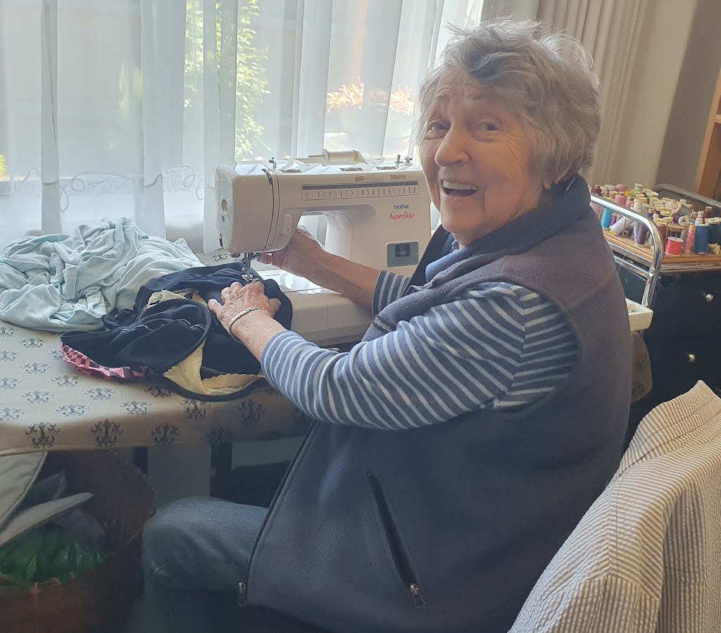 Jeffs Sewing Machine Service | 1 Blanche Cl, Kyneton VIC 3444, Australia | Phone: 0431 788 360
