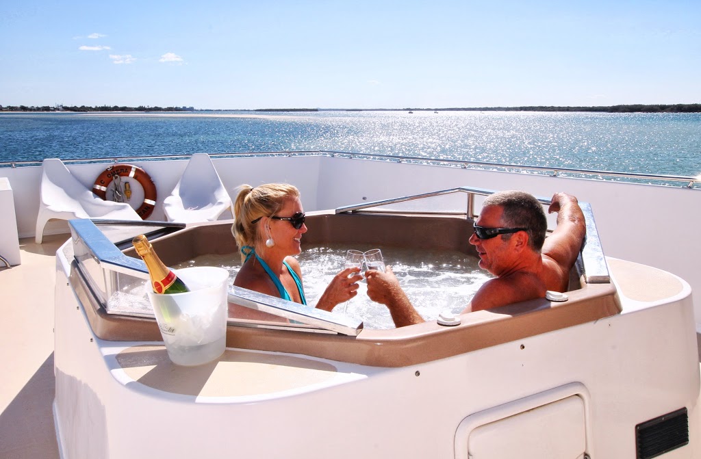 Coomera Houseboat Holidays | 84 Shipper Dr, Coomera QLD 4209, Australia | Phone: (07) 5502 6200