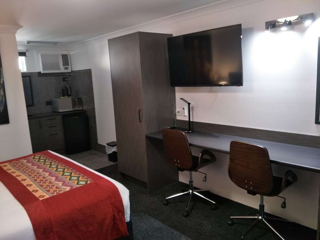 Alabaster Motor Inn | lodging | 23-25 Oxley St, Taree NSW 2430, Australia | 0265521455 OR +61 2 6552 1455