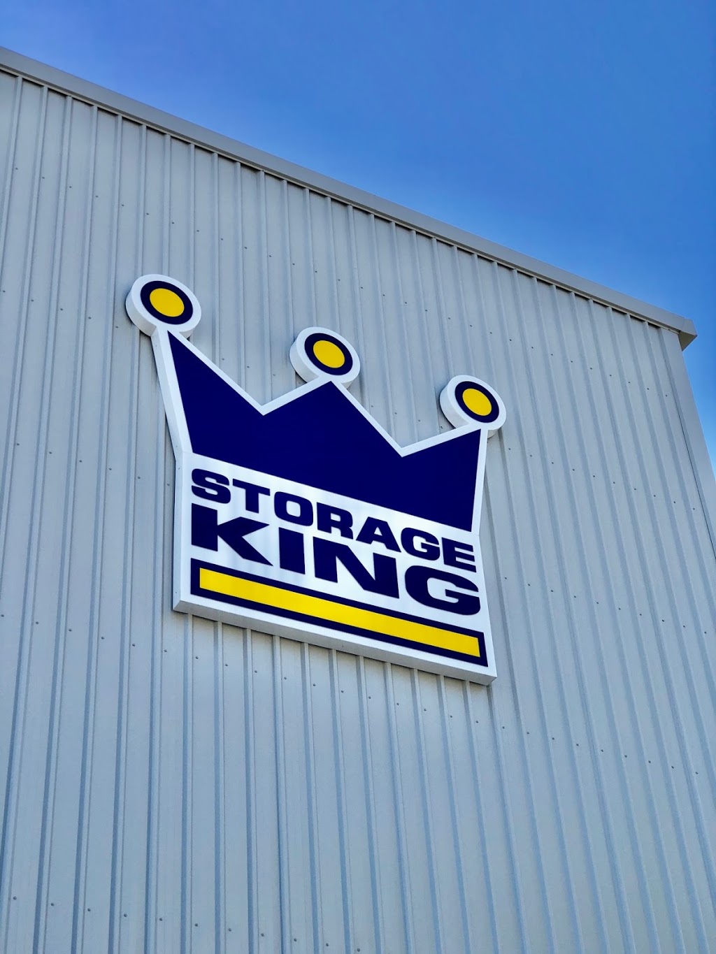 Storage King Brookvale | 628 Pittwater Rd, Brookvale NSW 2100, Australia | Phone: (02) 9167 7346