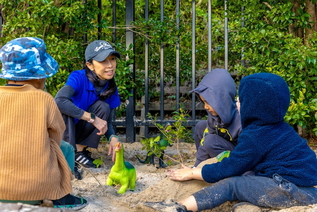 Kidz Magic - Meadowbrook | 15 University Dr, Meadowbrook QLD 4131, Australia | Phone: (07) 3523 7122