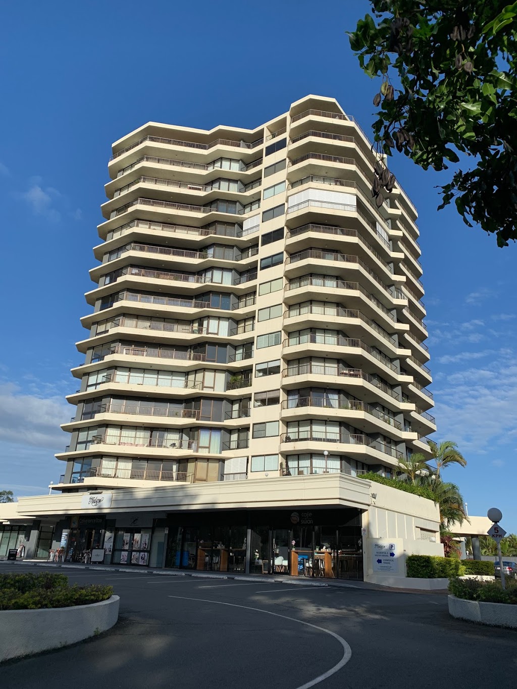 The Nelson | 3-5 Admiralty Dr, Paradise Waters QLD 4217, Australia | Phone: (07) 5571 1467