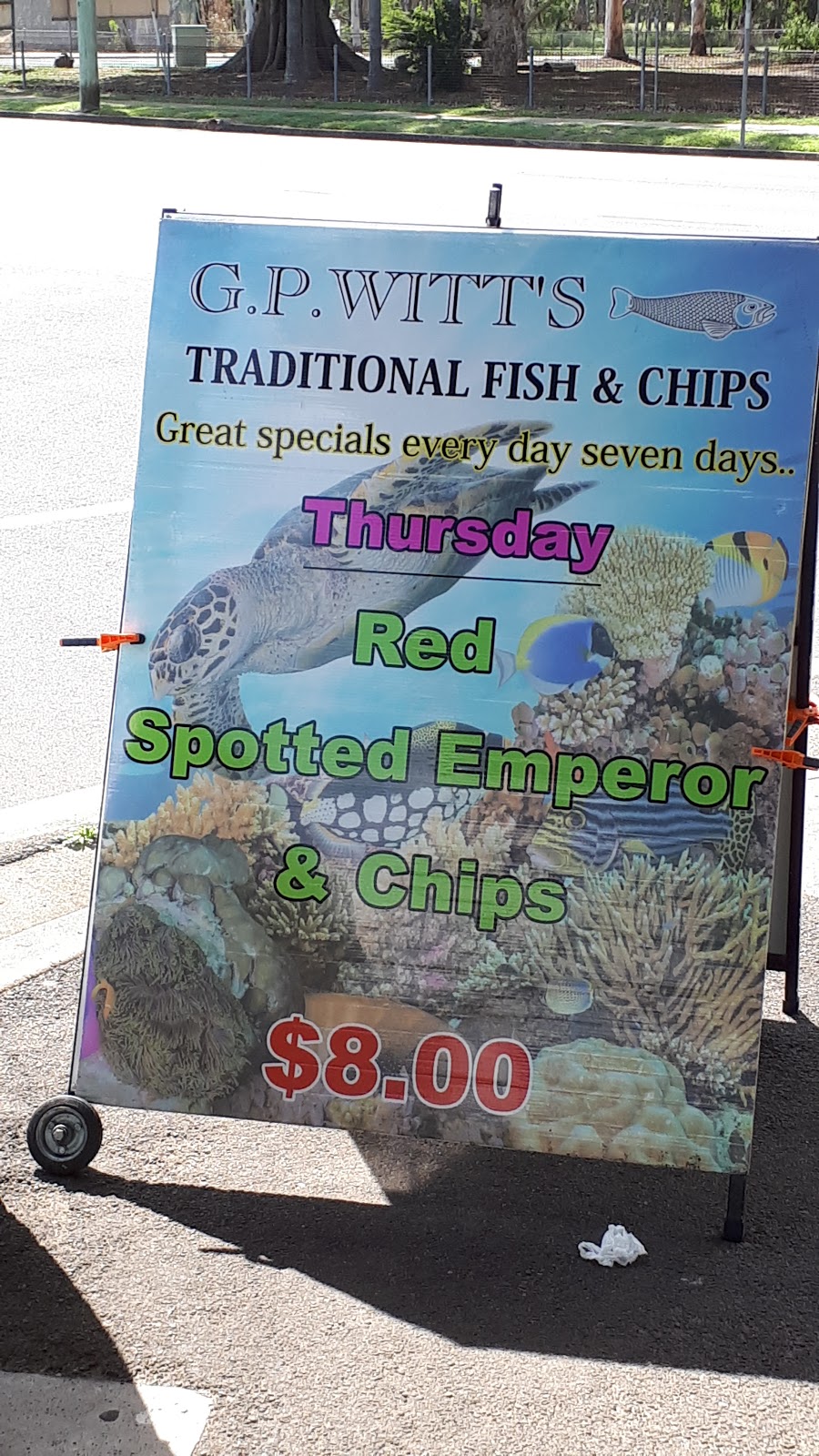 G.P Witts Traditional Fish & Chips | meal takeaway | 53 Walla St, Bundaberg South QLD 4670, Australia | 0741542155 OR +61 7 4154 2155