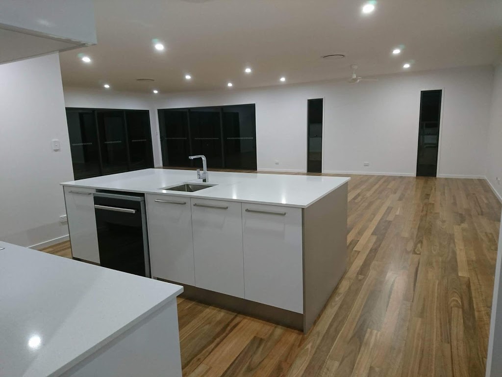 Irwin Homes Pty Ltd | 3/111 Emmadale Dr, New Auckland QLD 4680, Australia | Phone: (07) 4978 4365