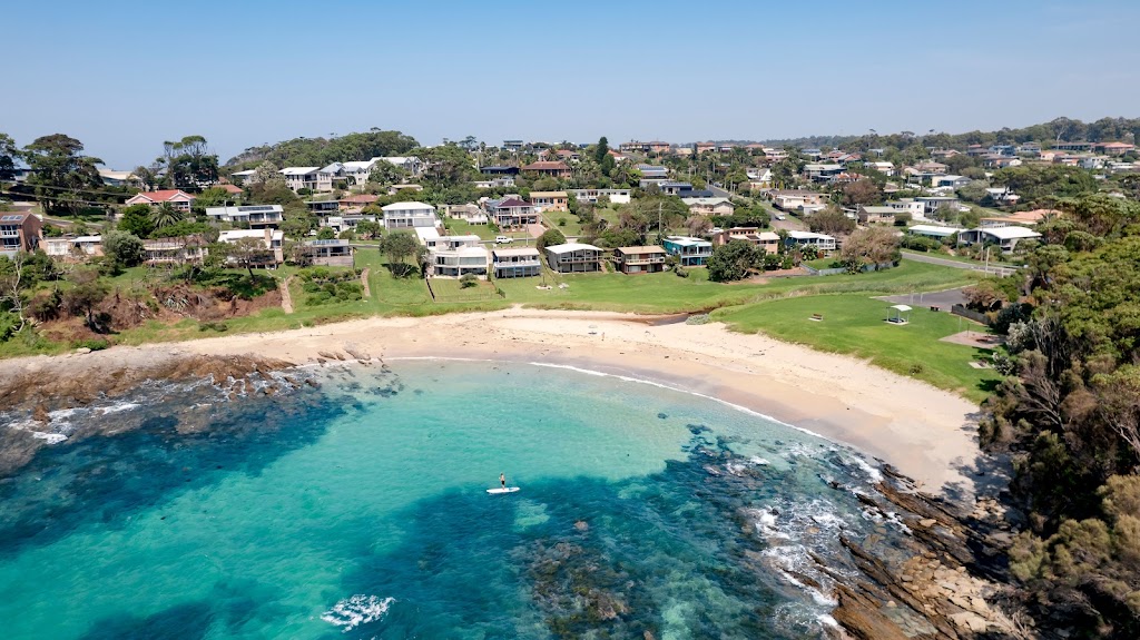 Beachfront Shack | 68 Yugura St, Malua Bay NSW 2536, Australia | Phone: 0450 300 068