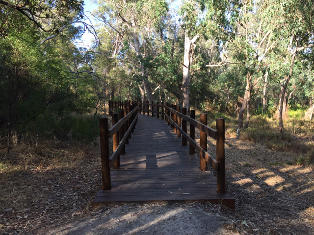Henley Reserve | park | 10 Whitebread Way, Leda WA 6170, Australia