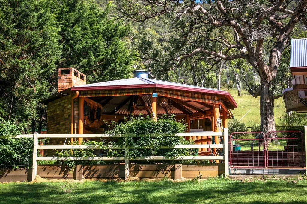 Wangrah Wilderness Lodge | lodging | 1017 Bluff River Rd, Tenterfield NSW 2372, Australia | 0267373665 OR +61 2 6737 3665