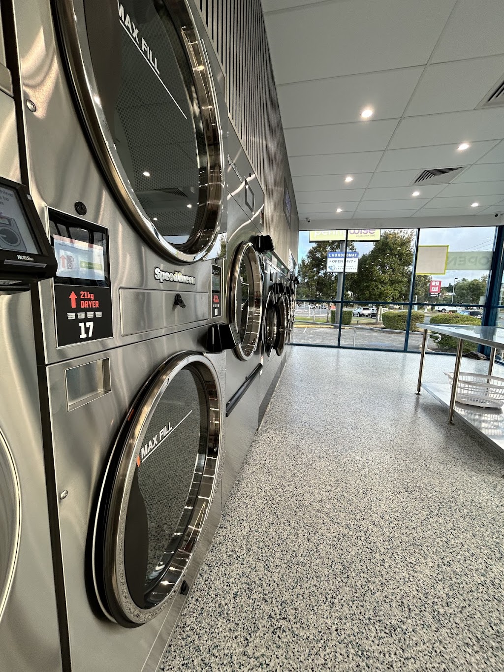 Clean Spirit Laundromat | 73 Main St, Beenleigh QLD 4207, Australia | Phone: 1800 964 336