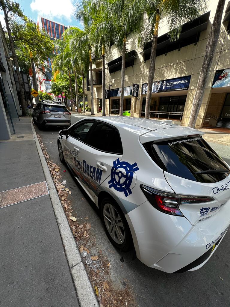 New Dream Driving School | 104 Colchester St, South Brisbane QLD 4101, Australia | Phone: 0412 745 852