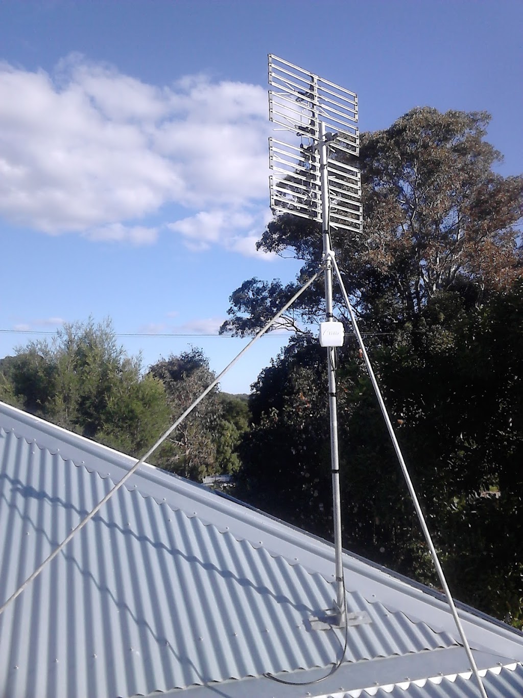 Simply Antennas |  | 8 Leigha Pl, Kureelpa QLD 4560, Australia | 0402357214 OR +61 402 357 214
