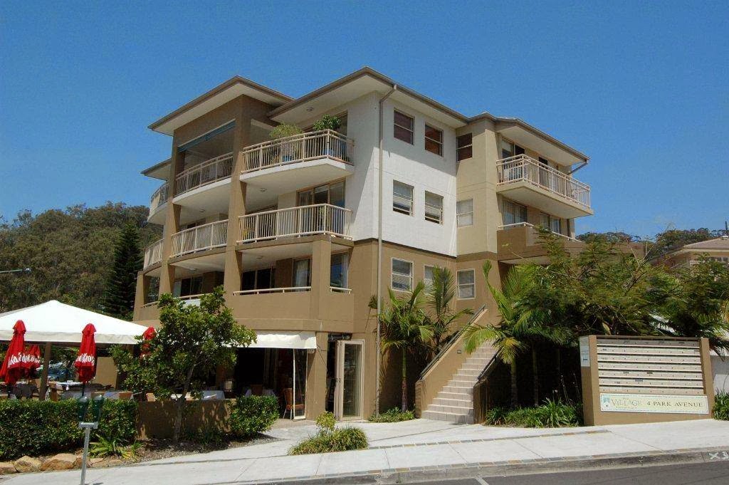 The Village Apartments | lodging | 4/4 Park Ave, Burleigh Heads QLD 4220, Australia | 0755205400 OR +61 7 5520 5400