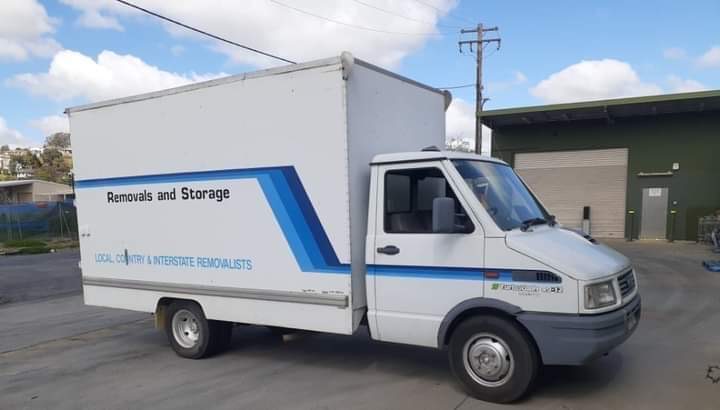 TJ Removals and Storage | 70 George St, Junee NSW 2663, Australia | Phone: 0459 321 393