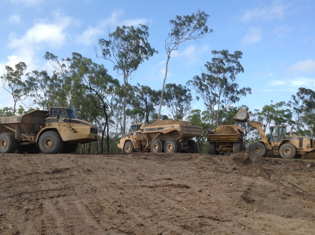 Mini Excavations Gladstone | 6 Bassett St, Callemondah QLD 4680, Australia | Phone: (07) 4972 0202