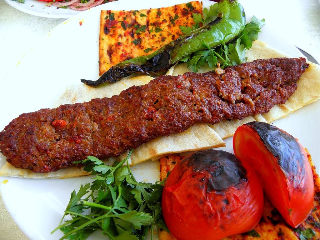 Kelmscott Kebabs | Stargate Shopping Centre, 16/2784 Albany Hwy, Kelmscott WA 6111, Australia | Phone: (08) 6196 4882