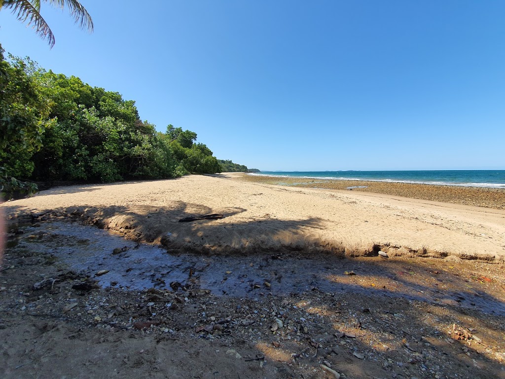 Narragon Beach | park | 169D Alexander Dr, Mission Beach QLD 4852, Australia