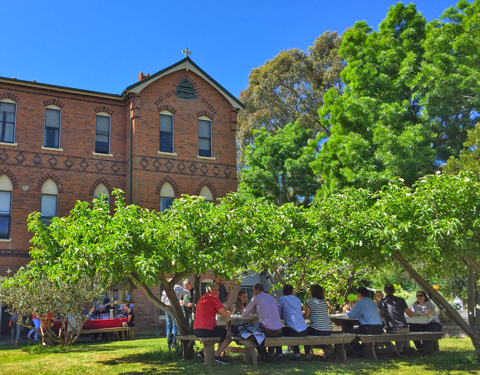 Shalom House of Prayer | health | 7-11 Collins St, Carcoar NSW 2791, Australia | 0263673058 OR +61 2 6367 3058