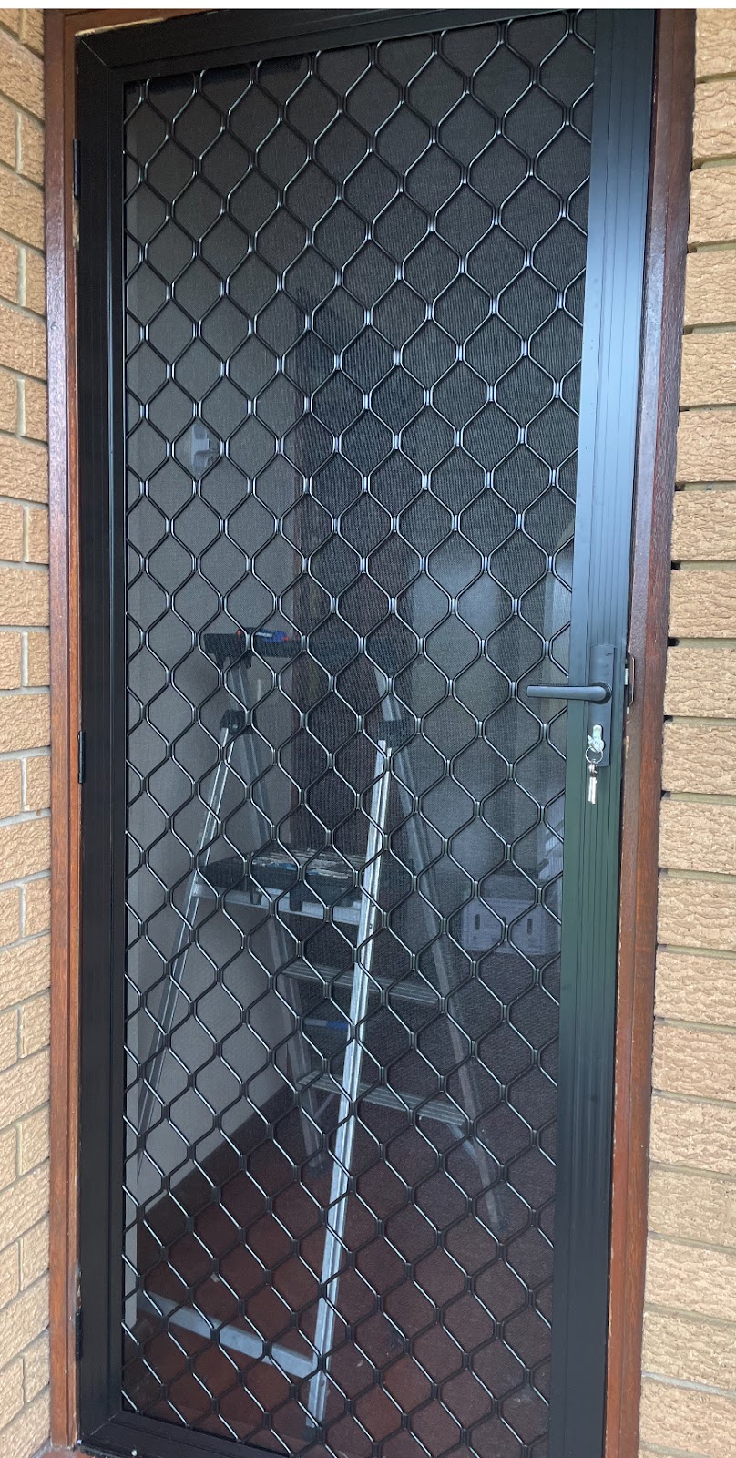 AR handyman | 19 Amundsen St, Leumeah NSW 2560, Australia | Phone: 0414 871 651