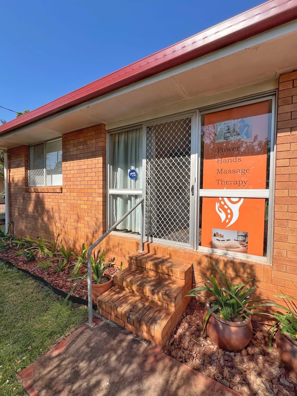 Power Hands Massage Therapy | 1/114 Curzon St, Rangeville QLD 4350, Australia | Phone: 0455 285 843