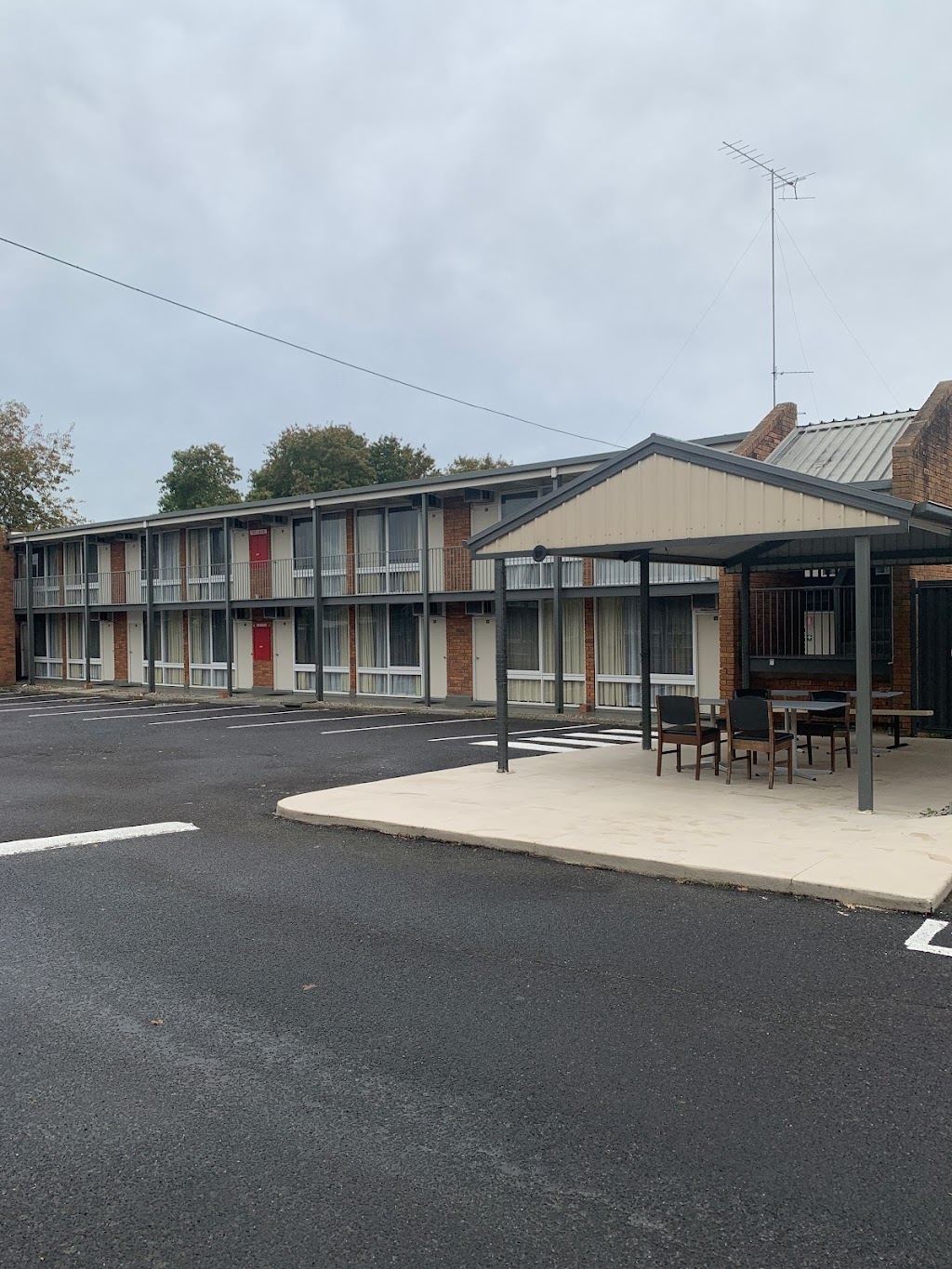 LaTrobe Motel Morwell | 141 Princes Dr, Morwell VIC 3840, Australia | Phone: (03) 4106 4812