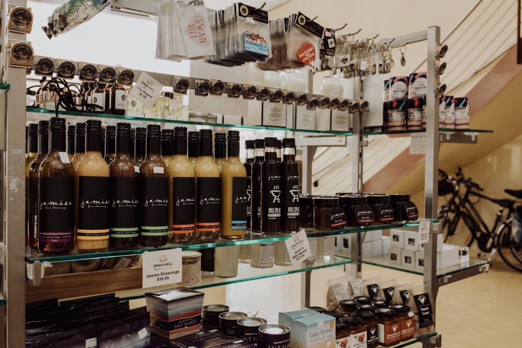 Swan Hill Region Information Centre | 125 Monash Dr, Swan Hill VIC 3585, Australia | Phone: (03) 5032 3033
