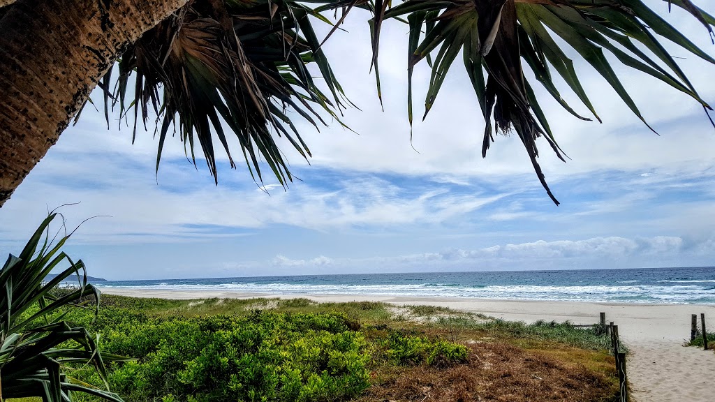 Lake Ainsworth Sport and Recreation Centre | Northern End Pacific Parade, Lennox Head NSW 2478, Australia | Phone: 13 13 02