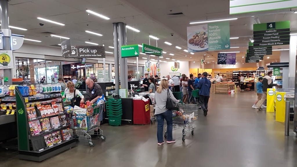 Woolworths Rouse Hill | supermarket | 10-14 Market Ln, Rouse Hill NSW 2155, Australia | 0296776417 OR +61 2 9677 6417