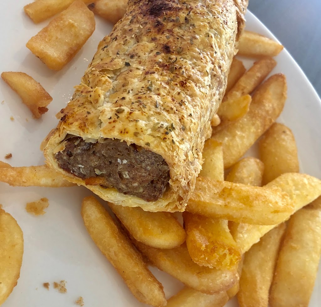 Ramae’s Cafe Lounge | 50 Quay Blvd, Werribee South VIC 3030, Australia | Phone: (03) 8538 3471