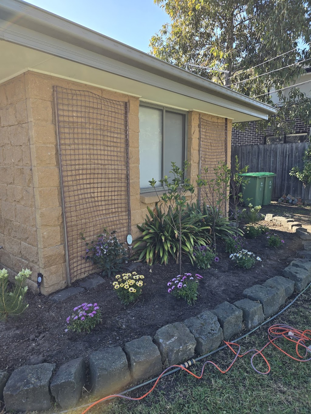 Joes Lawn maintenance services | Tomah Wy, Truganina VIC 3029, Australia | Phone: 0413 970 470