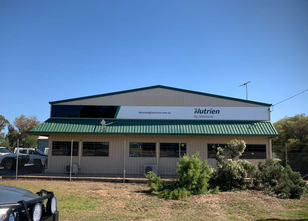 Nutrien Ag Solutions | 38-48 Osborne St, Lockhart NSW 2656, Australia | Phone: (02) 6920 5583