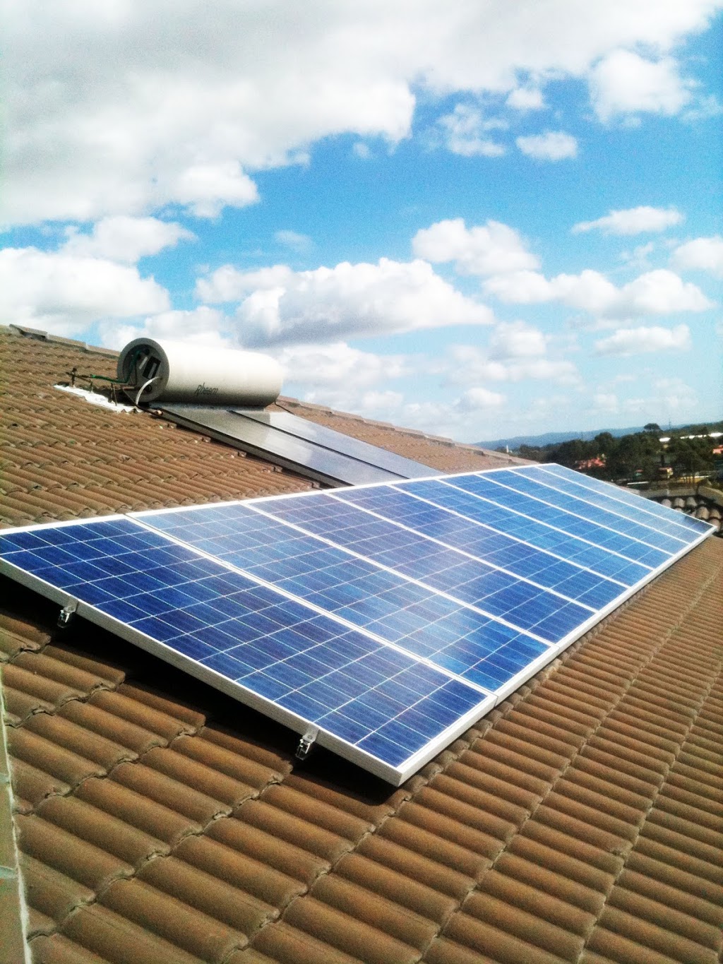 SolarGreen | 8/6 Quinns Hill Rd E, Stapylton QLD 4207, Australia | Phone: 1300 783 427