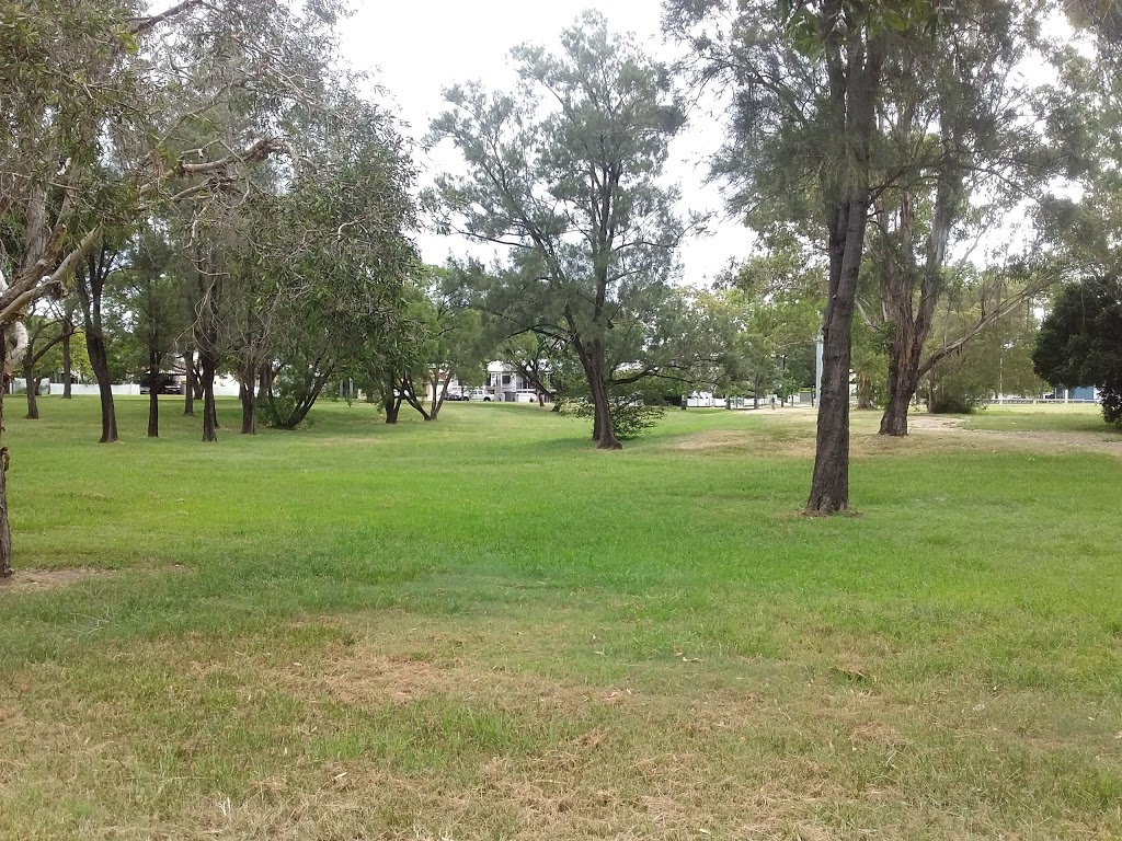 Graceville Memorial Park | park | Graceville QLD 4075, Australia | 0734038888 OR +61 7 3403 8888