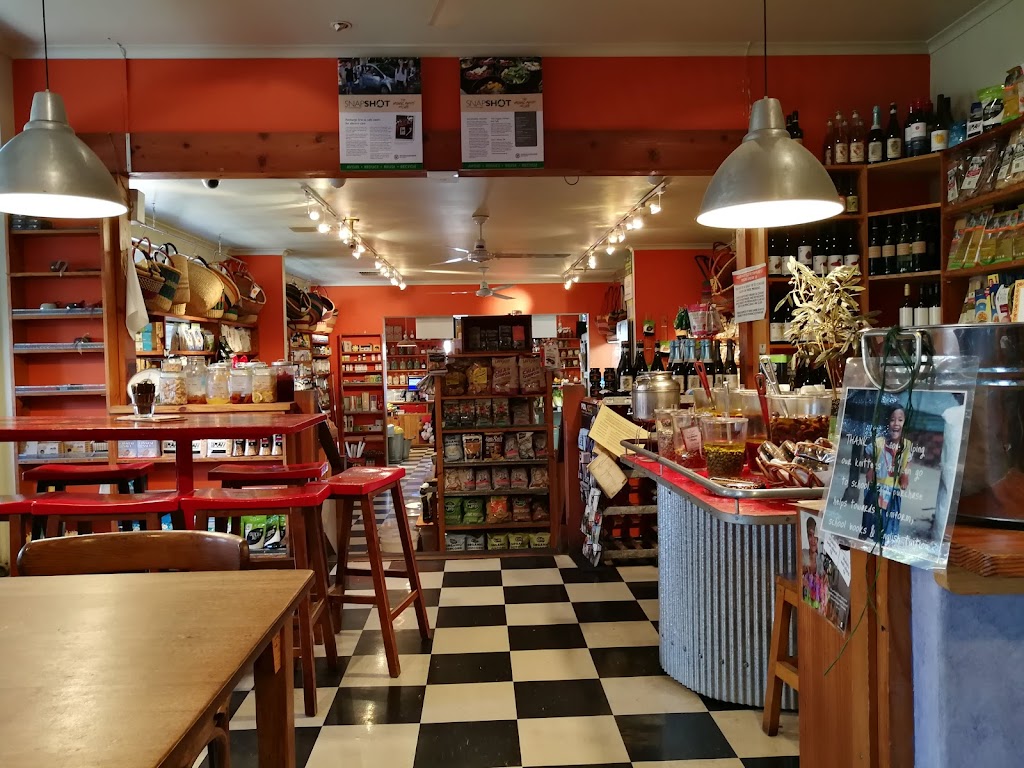 The Organic Market and Café | grocery or supermarket | 5 Druid Ave, Stirling SA 5152, Australia | 0883394835 OR +61 8 8339 4835