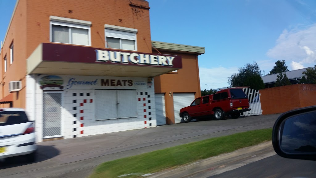 T & R Butchery | store | 196A Kinghorne St, Nowra NSW 2541, Australia